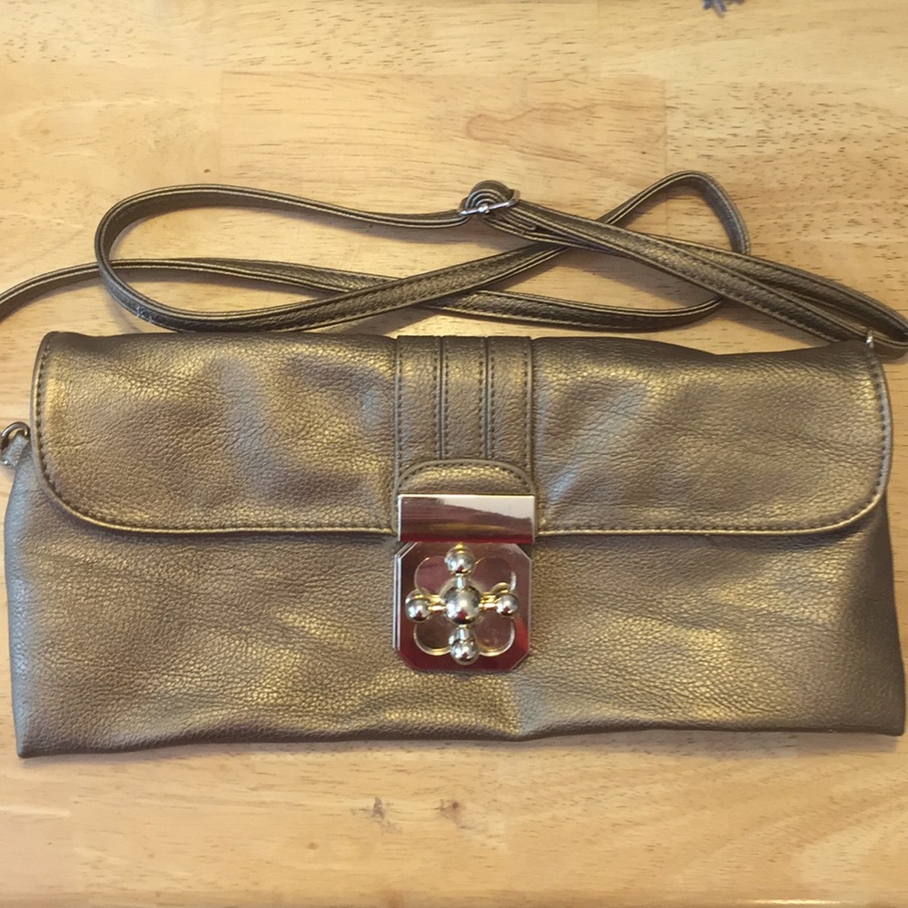 Purchased from Francesca’s- Far Nine small purse